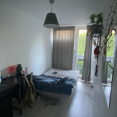Hostel In - G9 *