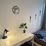 Hostel In - G9 *